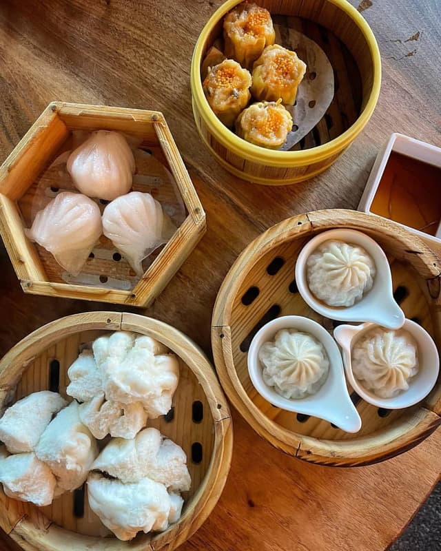 @bestfoodsf's Instagram post posted on date 2/20/2022 which generated 732 likes and 4 comments