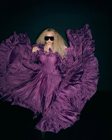 @beyonce's Instagram post posted on date 4/27/2026 which generated 1574760 likes and 37742 comments