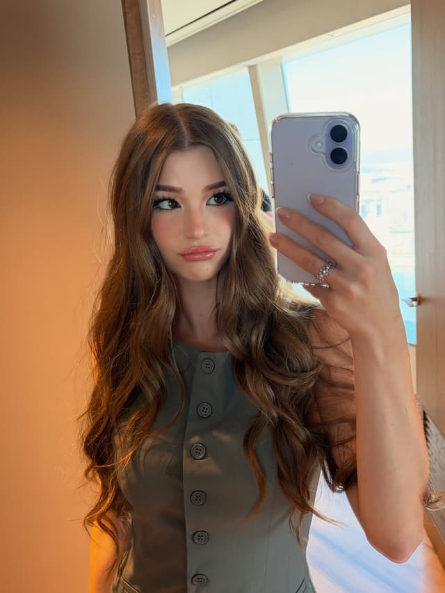 @brookemonk's Instagram post posted on date 9/20/2026 which generated 152935 likes and 447 comments