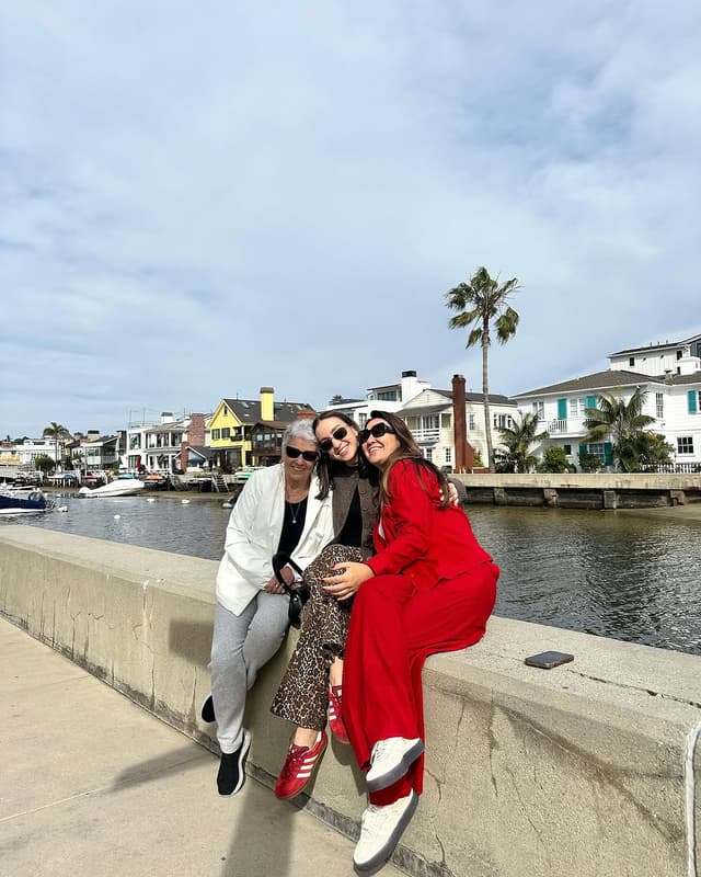 @caromaoc's Instagram post posted on date 3/9/2025 which generated 104 likes and 4 comments