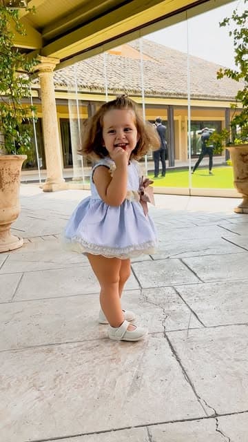 @cintialopeznar's Instagram post posted on date 9/13/2023 which generated 563033 likes and 2743 comments