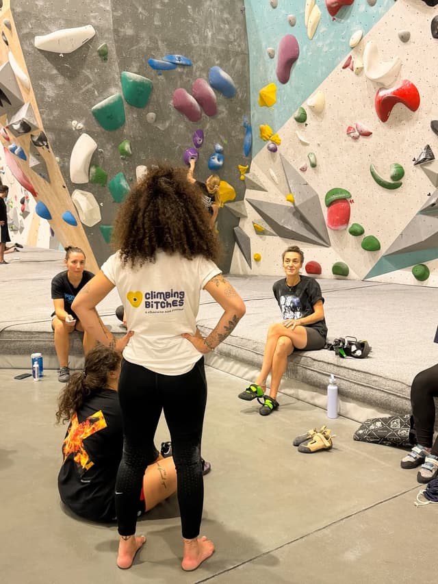 @climbing_bitches's Instagram post posted on date 9/18/2026 which generated 131 likes and 8 comments