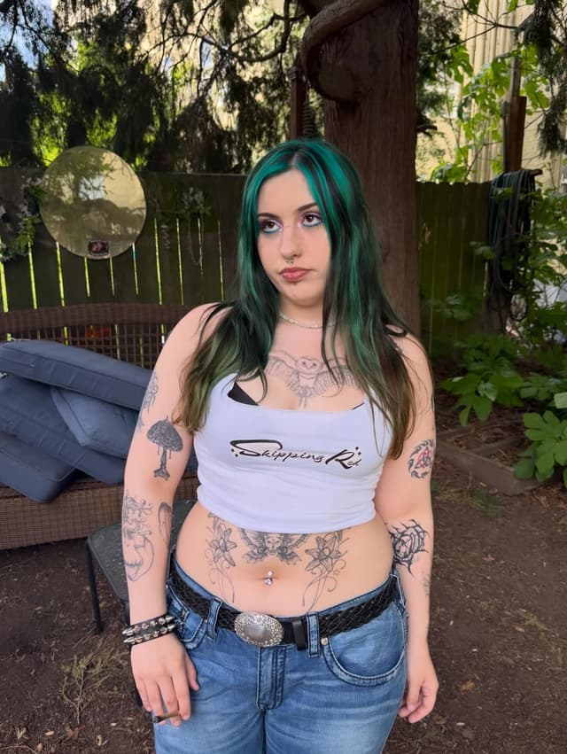 @dahliaaaaa_5's Instagram post posted on date 5/2/2026 which generated 119 likes and 16 comments