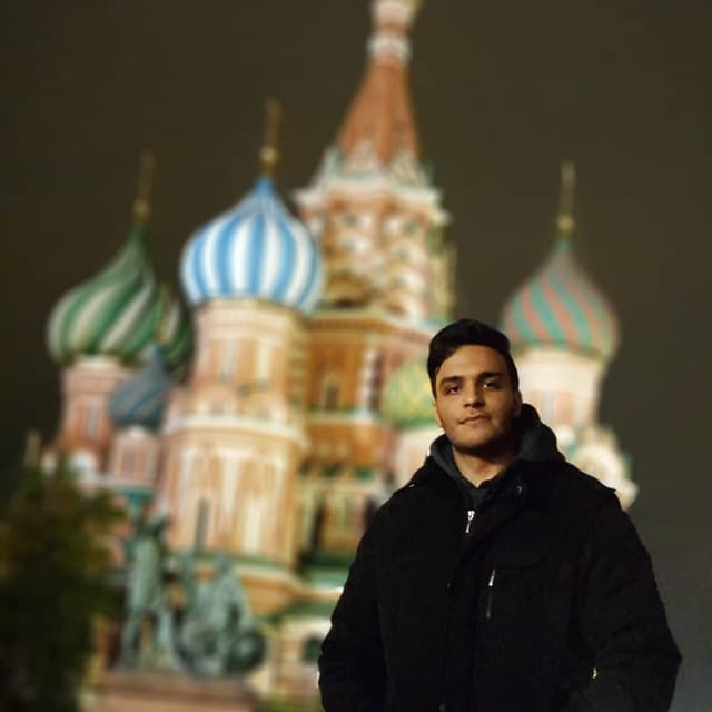 @dr.arsalan.niknam's Instagram post posted on date 10/21/2018 which generated 172 likes and 13 comments