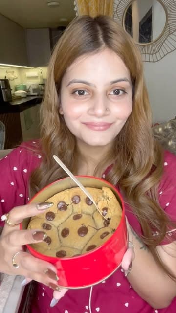 @dr.kaverispeaks's Instagram post posted on date 10/25/2026 which generated 323 likes and 15 comments
