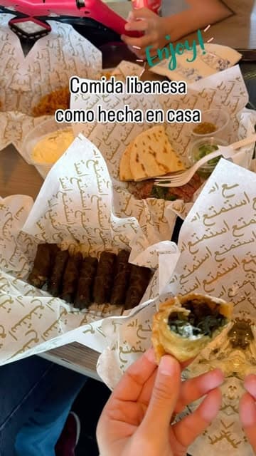 @estoescarmela's Instagram post posted on date 8/12/2024 which generated 11 likes and 2 comments