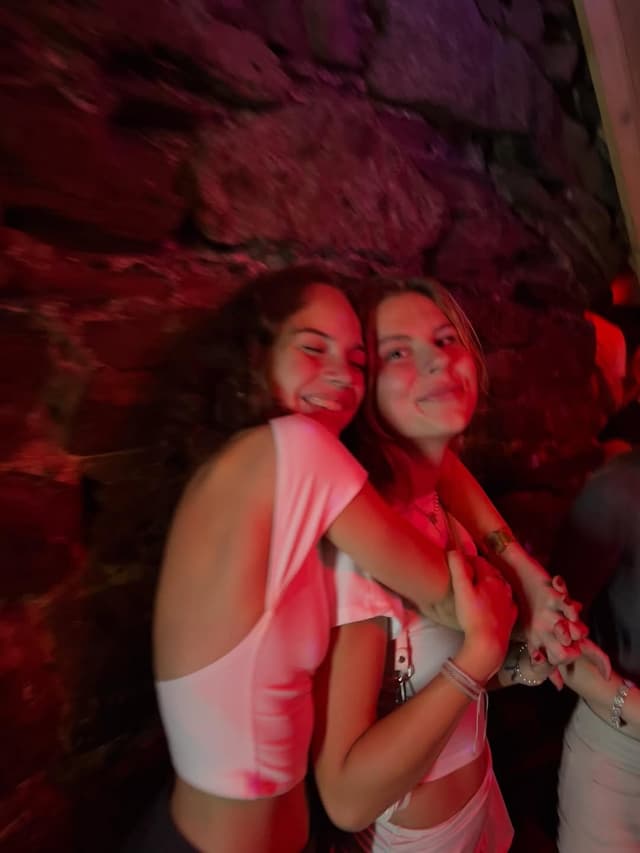 @finja.ke's Instagram post posted on date 9/26/2025 which generated 252 likes and 5 comments