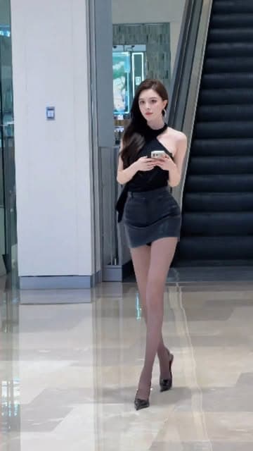 @han53_12's Instagram post posted on date 7/28/2026 which generated 1 likes and 0 comments