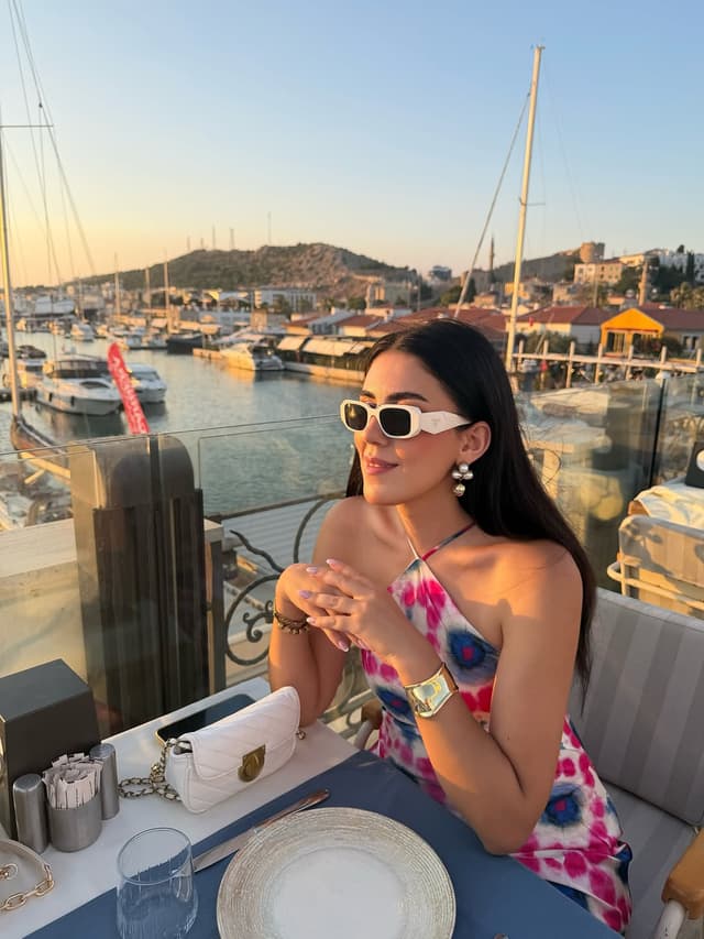 @hostessgelin's Instagram post posted on date 8/12/2026 which generated 3 likes and 14 comments