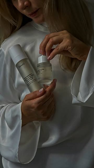 @iossi.cosmetics's Instagram post posted on date 9/18/2026 which generated 3 likes and 81 comments