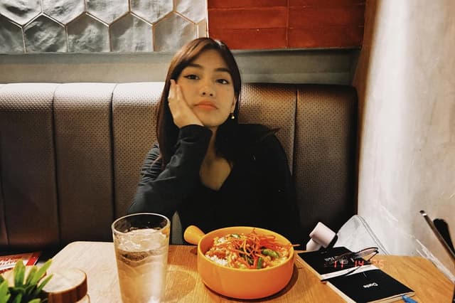 @j4aniz's Instagram post posted on date 11/14/2025 which generated 3 likes and 19 comments