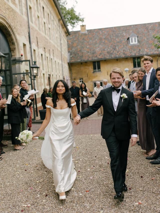 @jamiedeleeuwphotography's Instagram post posted on date 9/10/2026 which generated 251 likes and 33 comments