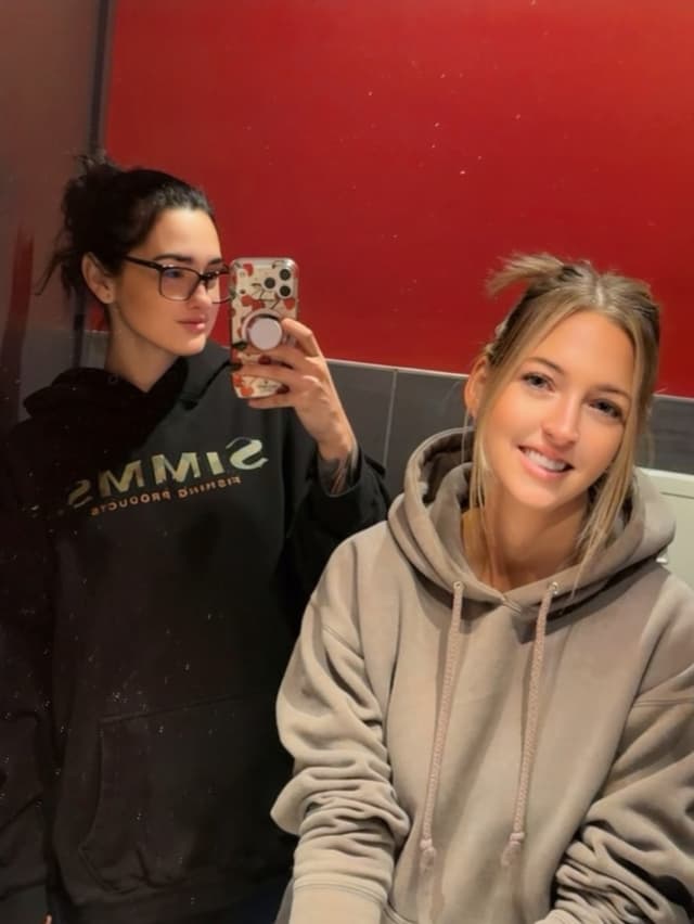 @jessykastorm's Instagram post posted on date 9/10/2026 which generated 3 likes and 19 comments