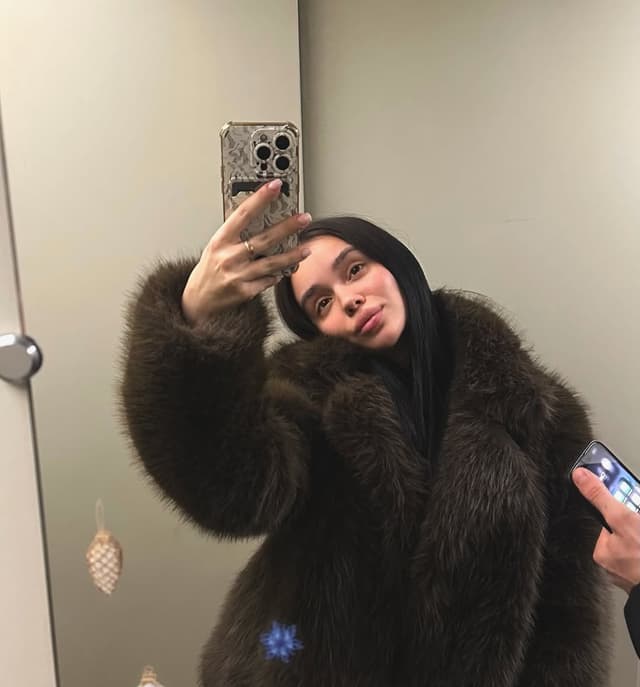 @katrisssha_'s Instagram post posted on date 1/13/2026 which generated 360 likes and 0 comments