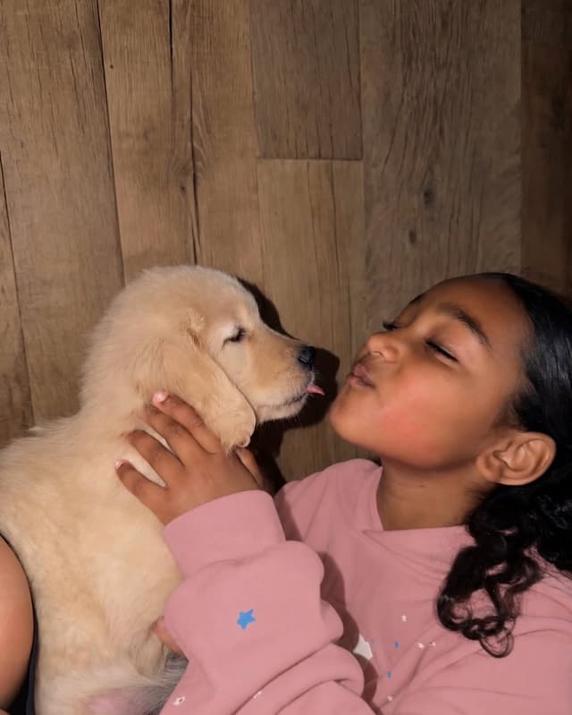 @kimkardashian's Instagram post posted on date 10/27/2026 which generated 859930 likes and 4168 comments