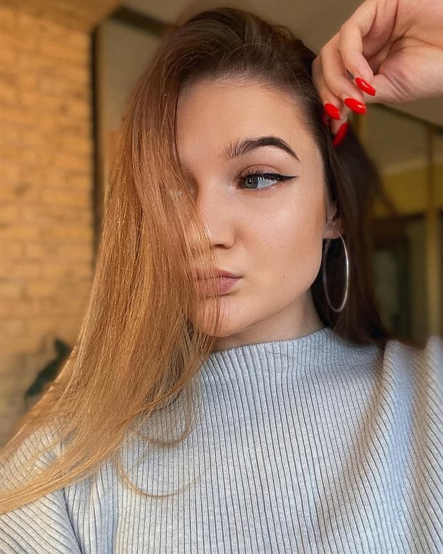 @krisaver's Instagram post posted on date 3/25/2020 which generated 137 likes and 1 comments