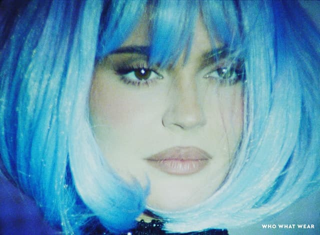 @kyliejenner's Instagram post posted on date 8/27/2026 which generated 987053 likes and 7914 comments