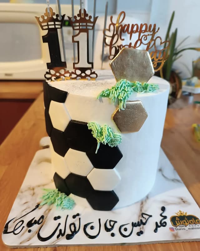 @le.ili_baqeri's Instagram post posted on date 5/4/2025 which generated 30 likes and 1 comments