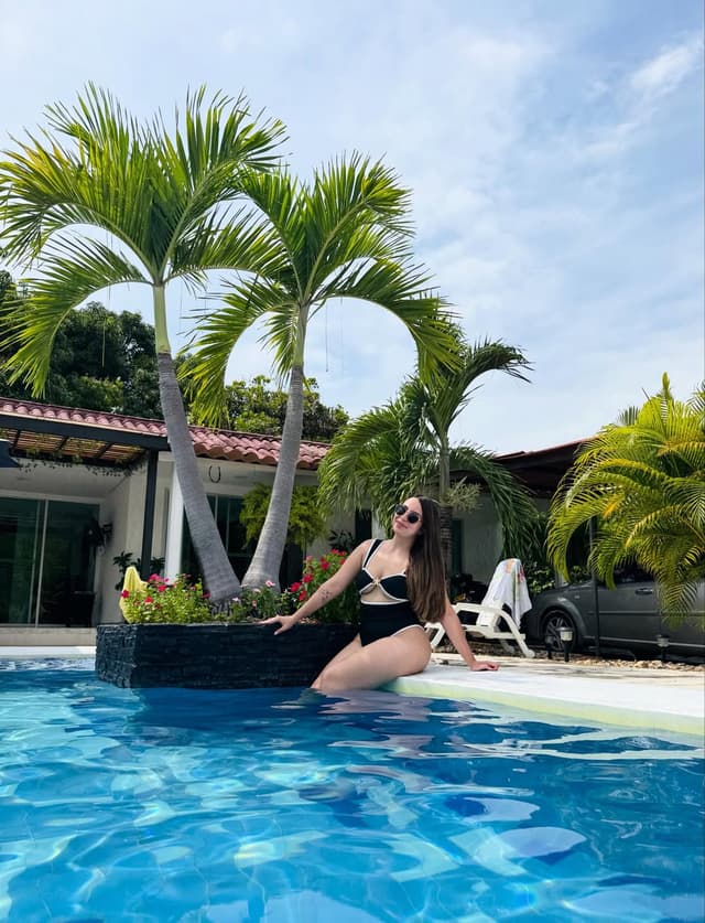 @luisaaf.29's Instagram post posted on date 4/10/2026 which generated 3 likes and 7 comments