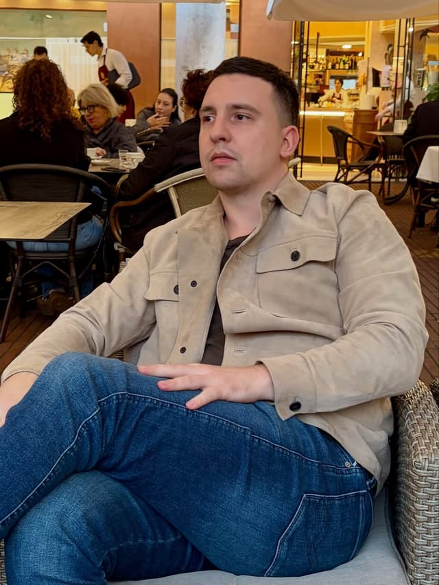 @lukaxjaric's Instagram post posted on date 10/18/2026 which generated 3 likes and 0 comments