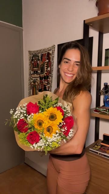 @maribroggi's Instagram post posted on date 10/18/2026 which generated 11783 likes and 436 comments