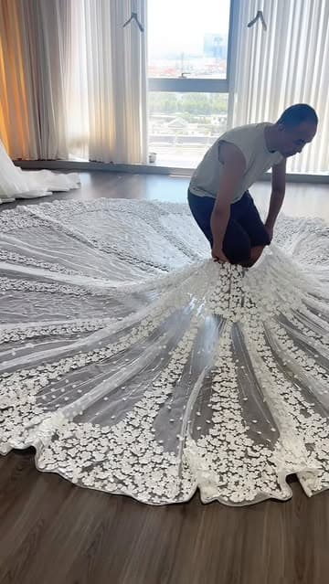 @marnhambridal's Instagram post posted on date 8/28/2025 which generated 73620 likes and 499 comments
