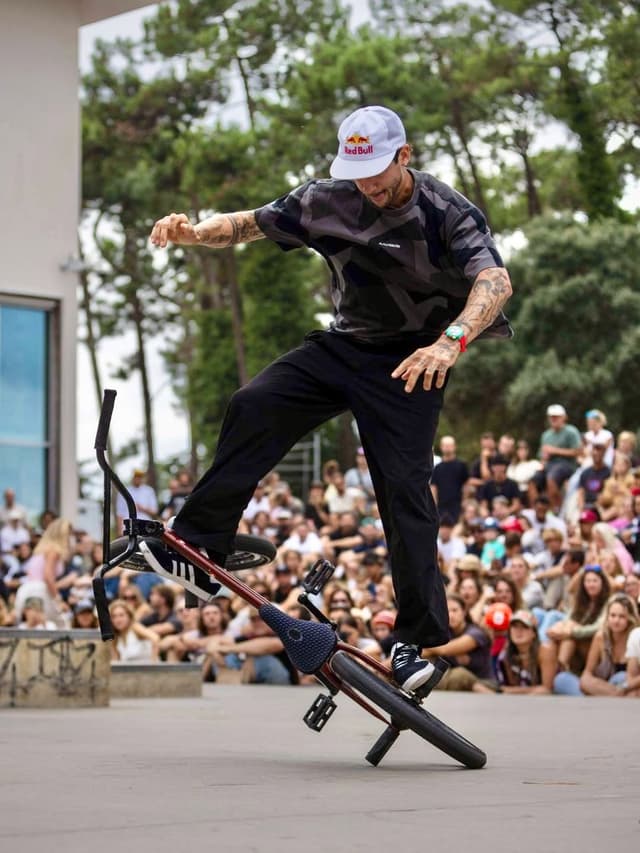 @matthiasdandois's Instagram post posted on date 9/28/2026 which generated 1644 likes and 26 comments