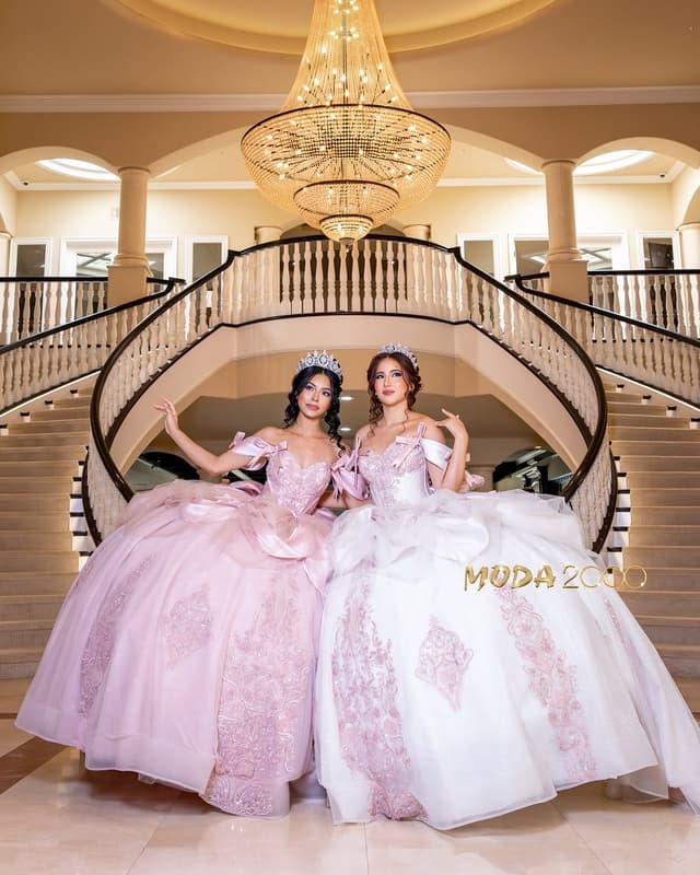 @moda2000inc's Instagram post posted on date 8/22/2026 which generated 947 likes and 91 comments