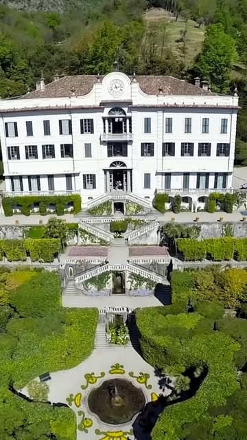 @mylakecomo.co's Instagram post posted on date 10/27/2024 which generated 49 likes and 0 comments