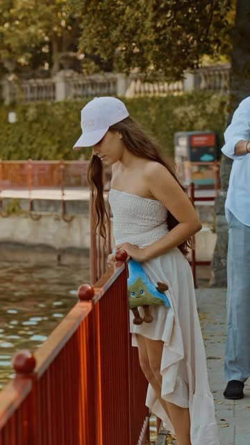 @mylakecomo.co's Instagram post posted on date 8/27/2026 which generated 79 likes and 5 comments