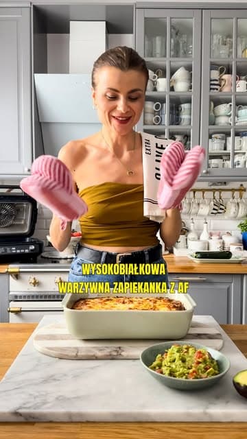 @numaevoo's Instagram post posted on date 8/22/2026 which generated 1450 likes and 73 comments