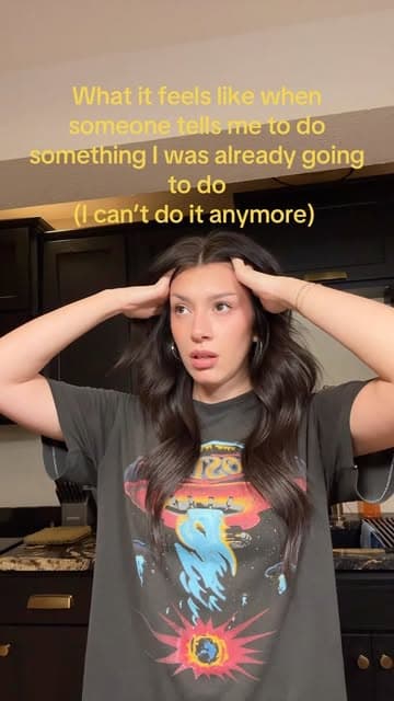 @olivianicoler's Instagram post posted on date 10/9/2026 which generated 708 likes and 4 comments