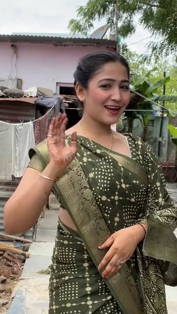 @payal_official_1526's Instagram post posted on date 6/10/2025 which generated 12207 likes and 403 comments