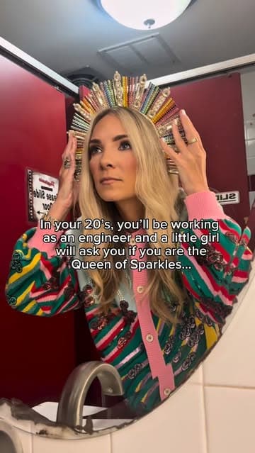 @queenofsparkles's Instagram post posted on date 12/31/2025 which generated 21520 likes and 140 comments