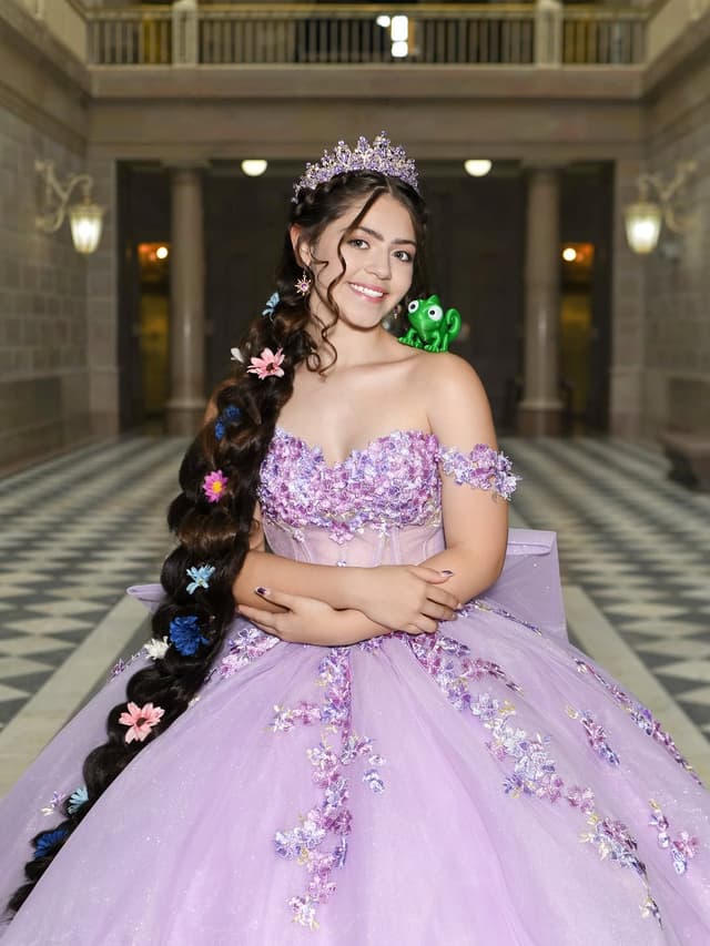 @quincedressesofficial's Instagram post posted on date 8/26/2026 which generated 3 likes and 11 comments