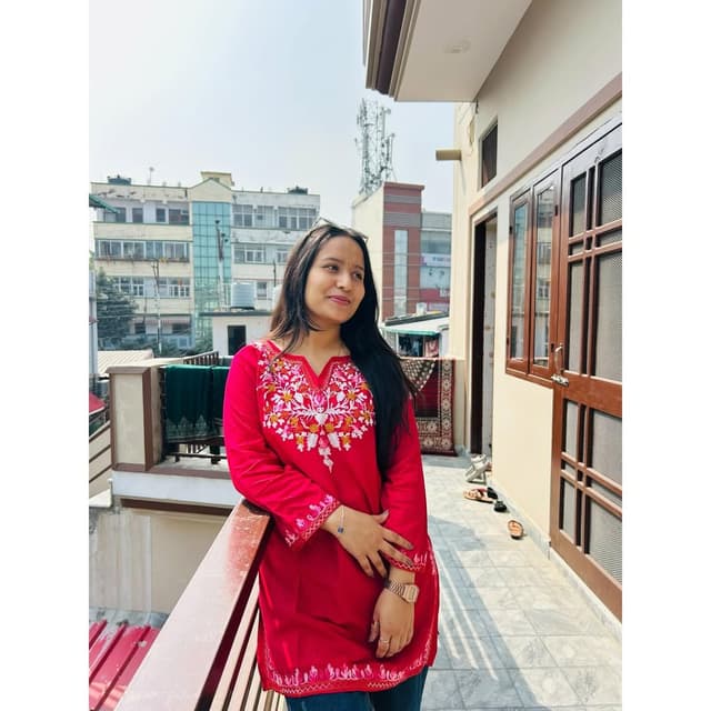 @r.i.c.h.a_____'s Instagram post posted on date 2/28/2026 which generated 3 likes and 6 comments