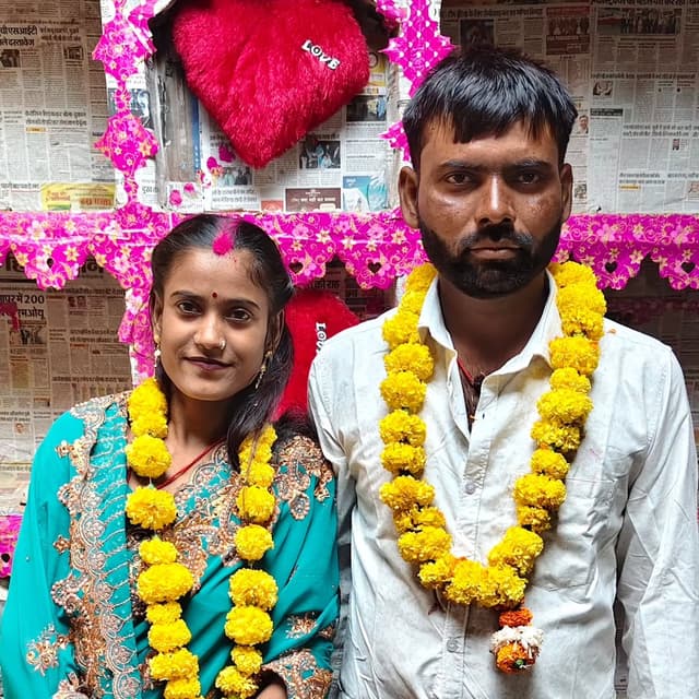 @radha_ki_mummy's Instagram post posted on date 10/22/2026 which generated 2705 likes and 98 comments