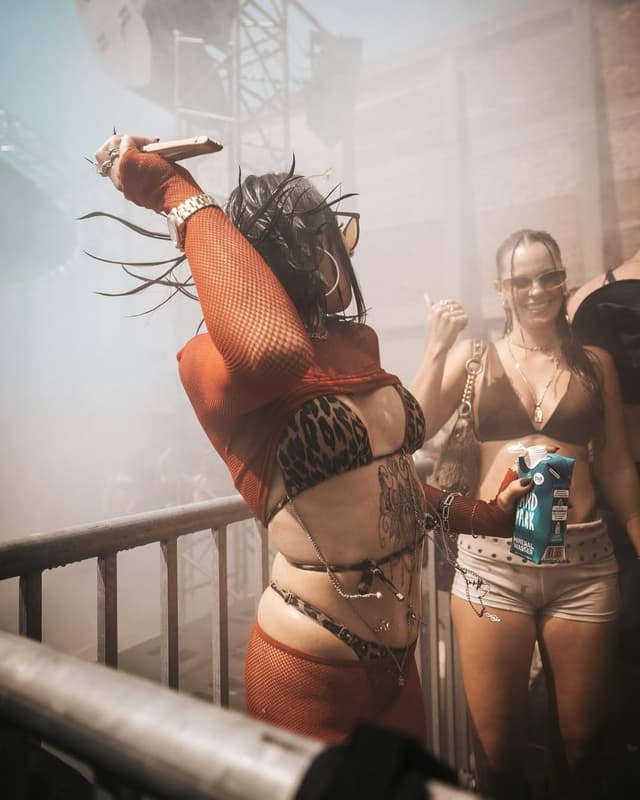 @raveishere's Instagram post posted on date 6/29/2026 which generated 572 likes and 1 comments