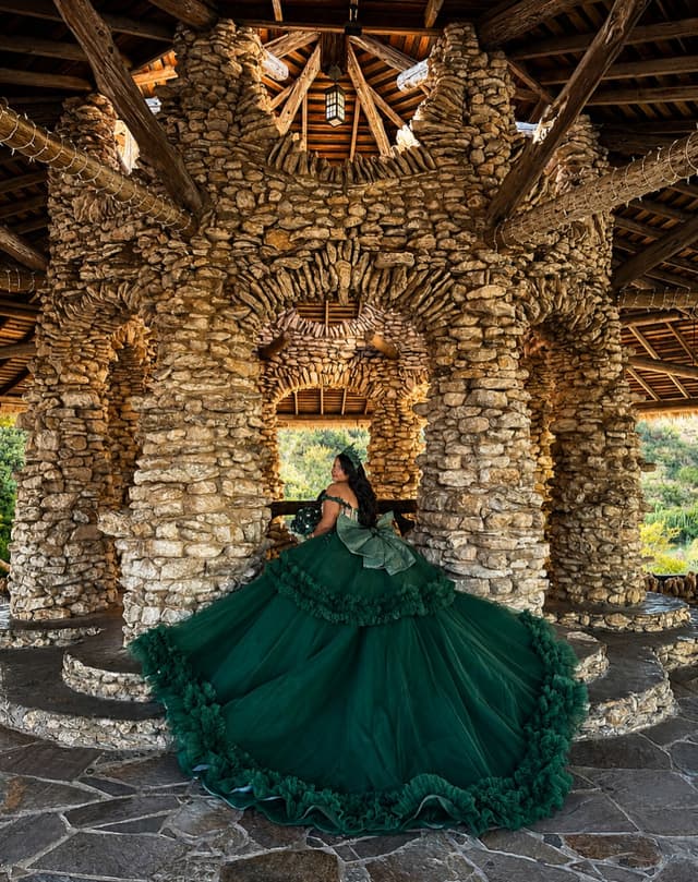 @ricarlodressesofficial's Instagram post posted on date 8/26/2026 which generated 3 likes and 0 comments