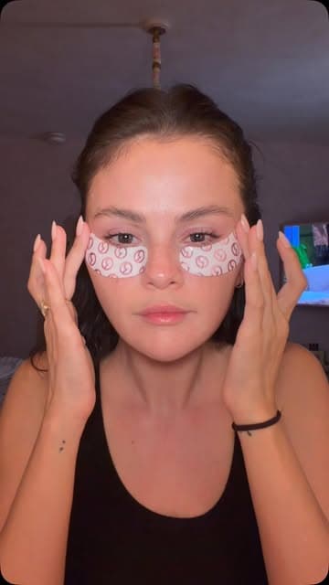 @selenagomez's Instagram post posted on date 9/10/2026 which generated 627088 likes and 6104 comments