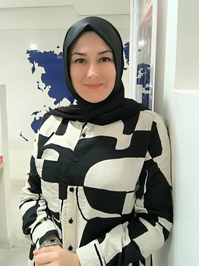 @selma_akinci_'s Instagram post posted on date 7/25/2026 which generated 5801 likes and 103 comments
