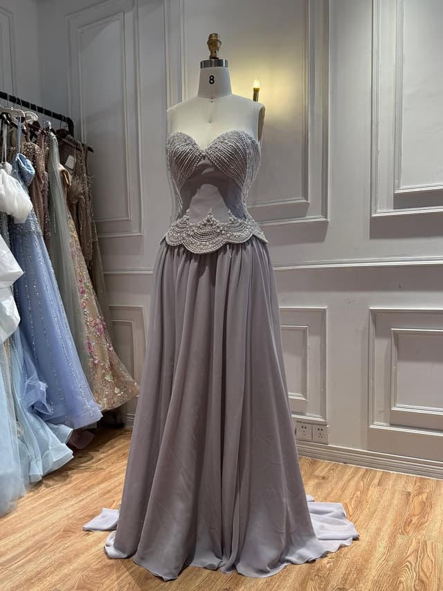 @serenehilldress1's Instagram post posted on date 9/1/2026 which generated 21 likes and 0 comments