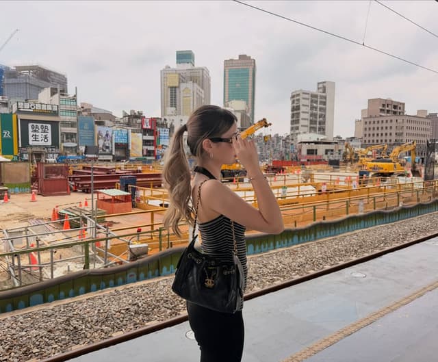 @shaleendstny's Instagram post posted on date 7/23/2026 which generated 3 likes and 7 comments