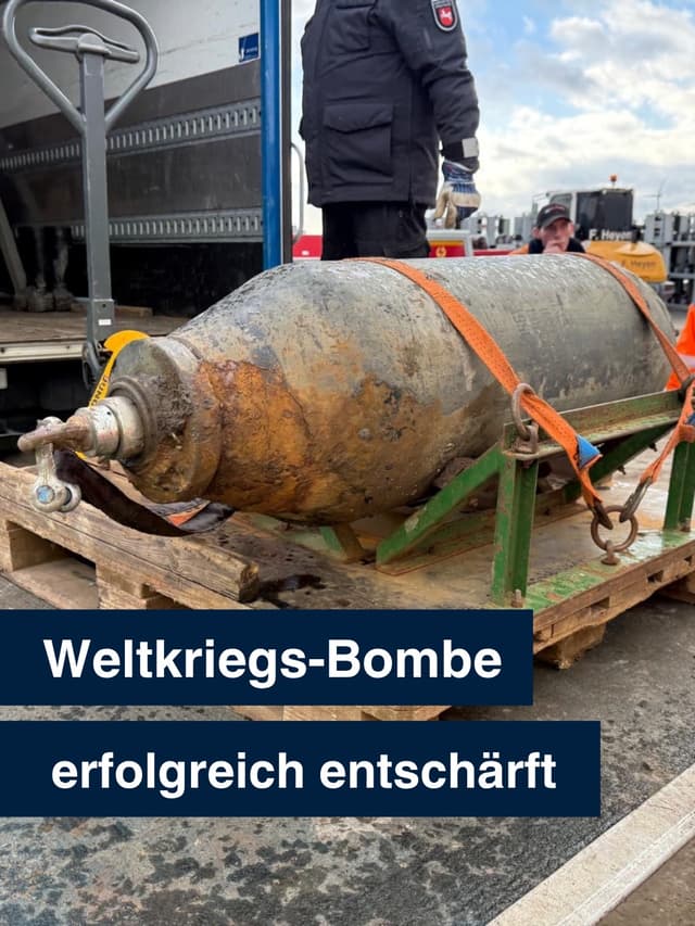 @stadtemden's Instagram post posted on date 10/22/2026 which generated 1464 likes and 11 comments