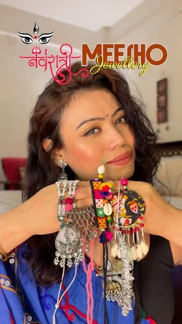 @stylewithparomita's Instagram post posted on date 9/26/2026 which generated 82 likes and 32 comments