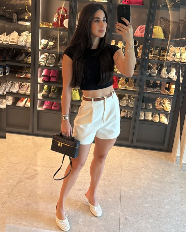@thamyresmoura's Instagram post posted on date 3/24/2025 which generated 419 likes and 9 comments