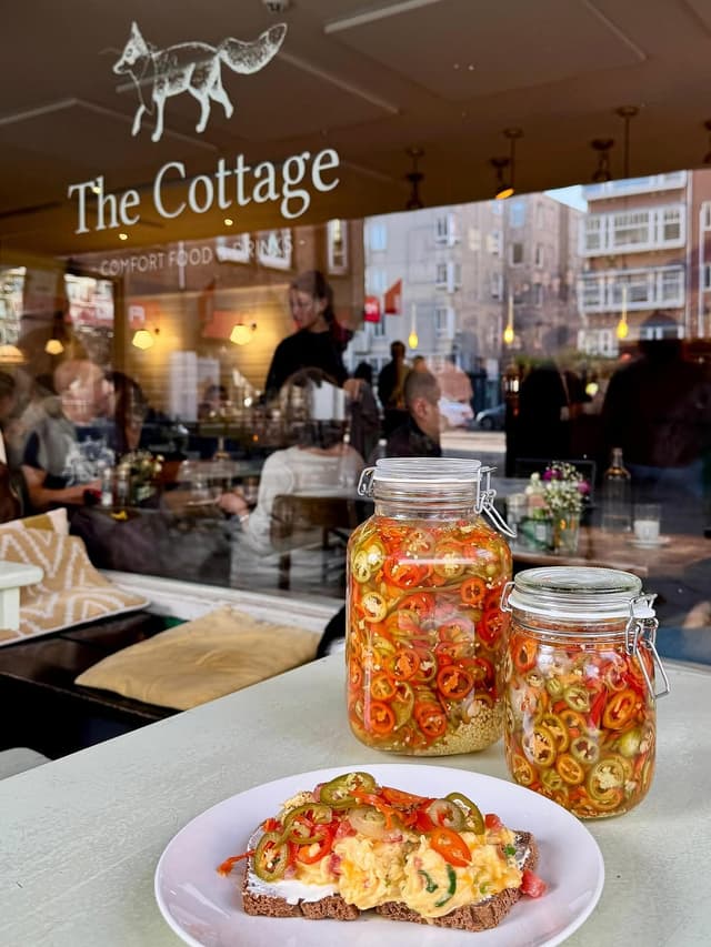 @thecottageamsterdam's Instagram post posted on date 11/8/2025 which generated 262 likes and 5 comments