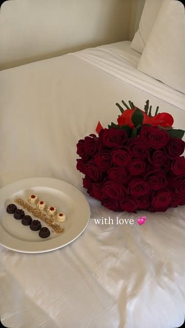 @tianavelezz's Instagram post posted on date 7/30/2026 which generated 1302 likes and 18 comments