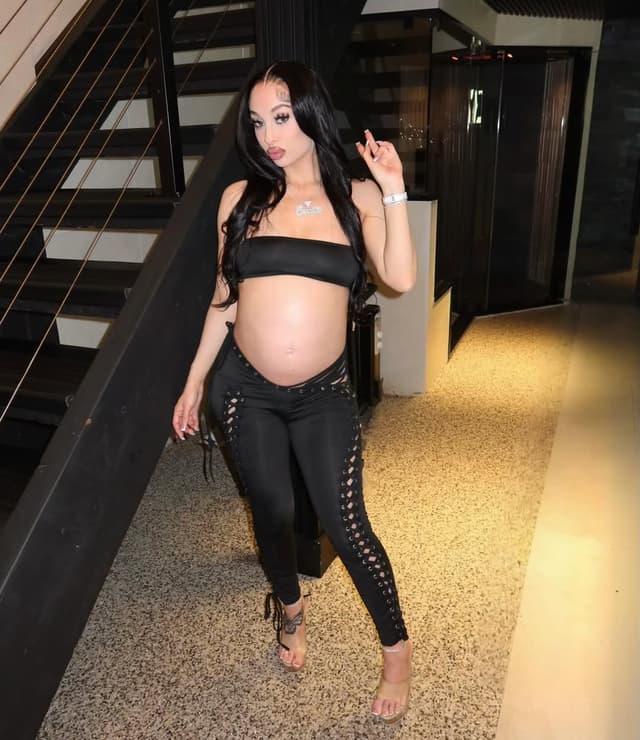 @topnotchbonita's Instagram post posted on date 2/16/2026 which generated 698 likes and 20 comments