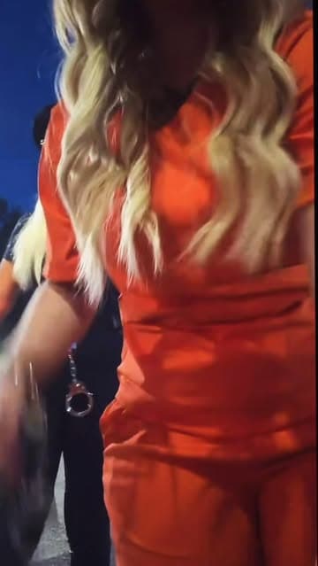 @urfav.arianna08's Instagram post posted on date 10/31/2026 which generated 181 likes and 4 comments